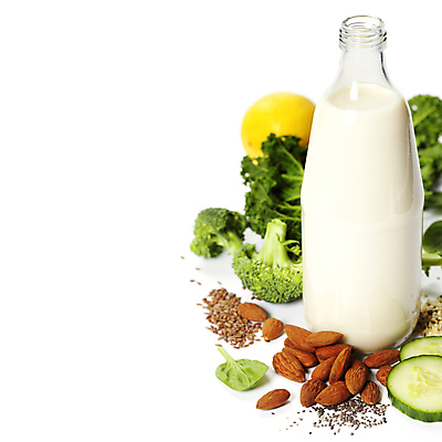 포토 JPG 해외이미지 채소 과일 오이 건강 씨앗 사람없음 주스 우유 우유병 사과 브로콜리 레몬 채식 아몬드 아보카도 다이어트음식 스무디 저칼로리식단 케일 해외202004 해외포토 식물 음료 다이어트 병_용기 유제품 견과류 식단 저칼로리 파일형식