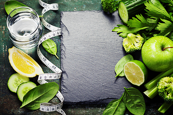 포토 JPG 해외이미지 채소 오이 프레임 실내 줄자 사람없음 사과 브로콜리 레몬 물컵 채식 청사과 라임 돌판 해외202004 해외포토 과일 자 내부 컵 돌_바위 파일형식