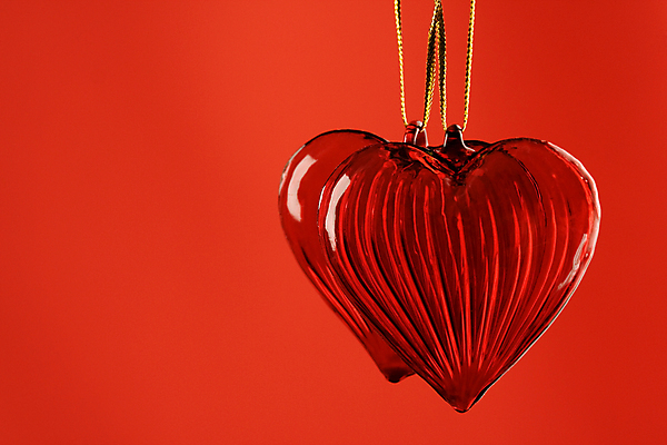 포토 JPG 해외이미지 유리 실내 사랑 사람없음 장식 하트 오브젝트 빨간배경 해외202004 해외포토 모양 감정 백그라운드 재질 내부 빨간색 파일형식