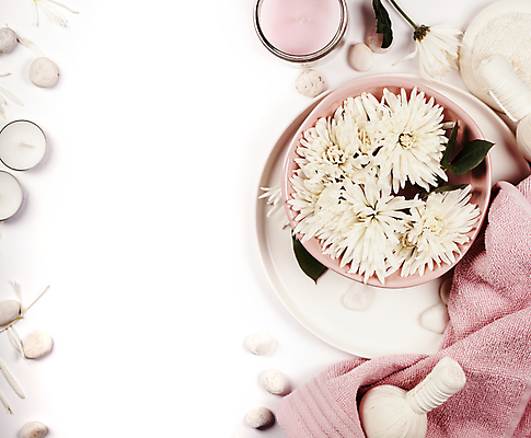 포토 JPG 해외이미지 그릇 꽃 쟁반 실내 사람없음 수건 흰배경 담기 스파용품 향초 아로마테라피 스톤 허브볼 해외202004 해외포토 식물 식기 백그라운드 초 모션 내부 위생용품 스파 흰색 오브젝트 테라피 파일형식