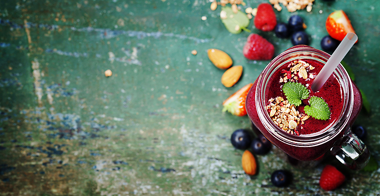 포토 JPG 해외이미지 음료 잔 실내 빨대 사람없음 베리스무디 스무디 해외202004 해외포토 식기 내부 파일형식