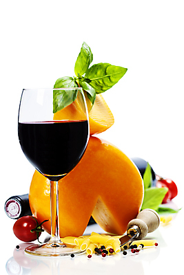 포토 JPG 해외이미지 와인잔 방울토마토 유제품 실내 사람없음 와인 칼 흰배경 바질 펜네 고다치즈 해외202004 해외포토 백그라운드 토마토 술잔 치즈 주류 파스타 내부 흰색 파일형식