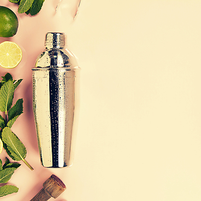 포토 JPG 해외이미지 실내 사람없음 하이앵글 칵테일 민트 라임 노란배경 모히토 쉐이커 카피스페이스 셰이커 해외202004 해외포토 뷰포인트 백그라운드 과일 주류 내부 노란색 공백 허브 파일형식