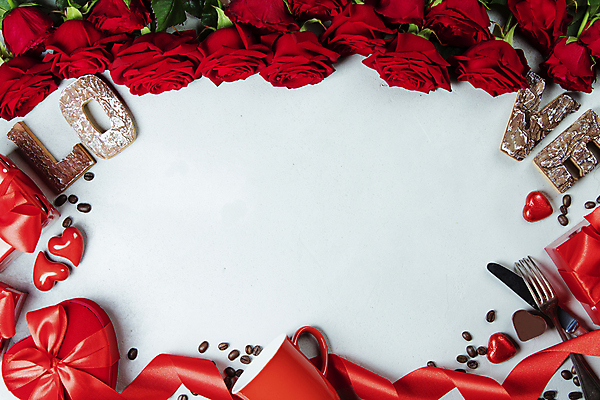 포토 JPG 해외이미지 영어 리본 포크 회색배경 프레임 실내 발렌타인데이 사랑 사람없음 단어 선물상자 장미 나이프 오브젝트 하트상자 카피스페이스 해외202004 해외포토 문자 식기 꽃 감정 백그라운드 데이이벤트 선물 내부 상자 공백 회색 칼 파일형식
