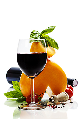 포토 JPG 해외이미지 와인잔 방울토마토 유제품 실내 사람없음 와인 칼 흰배경 바질 고다치즈 해외202004 해외포토 백그라운드 토마토 술잔 치즈 주류 내부 흰색 파일형식