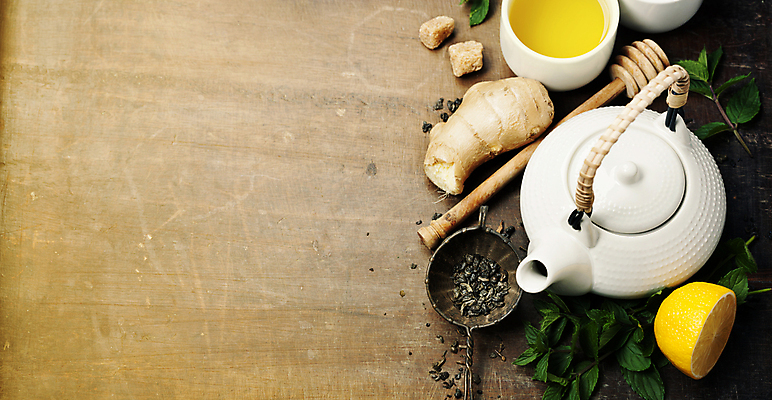 포토 JPG 해외이미지 실내 사람없음 도자기 차 찻잔 찻주전자 레몬 생강 허니디퍼 갈색배경 해외202004 해외포토 음료 백그라운드 채소 과일 주전자 잔 내부 갈색 도구 파일형식