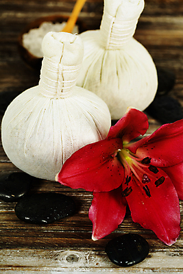 포토 JPG 해외이미지 근접촬영 사람없음 스파 조약돌 스파용품 아로마테라피 해외202004 해외포토 뷰포인트 돌_바위 오브젝트 테라피 파일형식