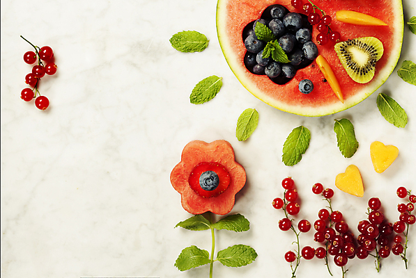 포토 JPG 해외이미지 꽃무늬 수박 실내 키위 사람없음 민트 블루베리 베리 해모양 해외202004 해외포토 모양 꽃 무늬 과일 내부 허브 파일형식