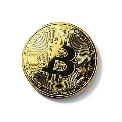 포토 JPG 해외이미지 실내 사람없음 경제 하이앵글 디지털 동전 흰배경 가상화폐 해외202004 해외202105 해외포토 뷰포인트 백그라운드 돈 내부 흰색 파일형식