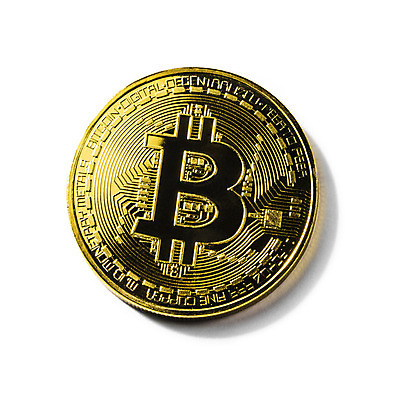 포토 JPG 해외이미지 실내 사람없음 경제 하이앵글 디지털 동전 흰배경 가상화폐 해외202004 해외202105 해외포토 뷰포인트 백그라운드 돈 내부 흰색 파일형식