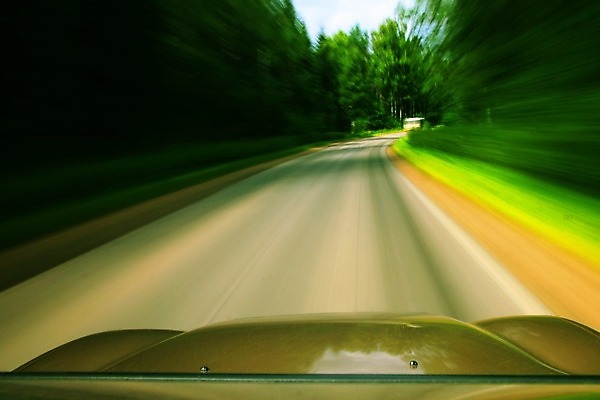 포토 JPG 해외이미지 선 백그라운드 곡선 교통시설 자동차 유리 추상 미래 거리 사람없음 야외 가로 파란색 햇빛 거울 운전 차도 고속도로 운전사 승차 소프트포커스 사건 굴곡 자동 해외202004 해외202105 해외포토 직업 도로 육상교통 컬러 교통 컨셉 무늬 모션 재질 촬영기법 태양 시설 파일형식