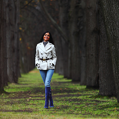 포토 JPG 해외이미지 나무 백인 모자 1 손 계절 공원 여자 행복 얼굴 단풍 잎 오렌지 자연 건조 한명 미소 사람 야외 10대 햇빛 노란색 검은색 가을 흰색 그룹 숲 9월 다발 스웨터 10월 내추럴 유일 해외202004 해외202105 해외포토 서양인 식물 잡화 공공시설 감정 컬러 상의 과일 청소년 표정 신체부위 태양 날짜 생태계 파일형식