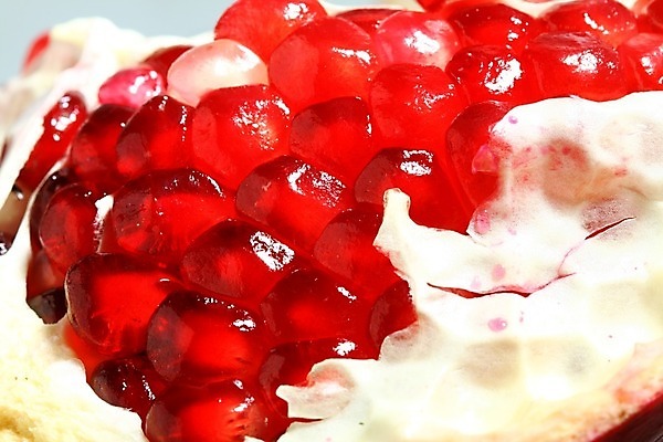 포토 JPG 해외이미지 식물 음료 음식 분홍색 백그라운드 다이어트 채소 과일 자연 디저트 건강 씨앗 사람없음 빨간색 정원 주스 흰색 신선 달콤 맛 자르기 먹기 피부 유기농 날것 석류 내추럴 가넷 고립 루비 숙성 이국적 작살 채식주의자 맛있는 해외202004 해외202105 해외포토 웰빙 컬러 컨셉 모션 신체부위 보석 생태계 채식 파일형식