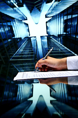 포토 JPG 해외이미지 모델 직업 손 종이 백그라운드 컨셉 회사 비즈니스 건축양식 유리 하늘 성공 사람 사람없음 건물 금융 경제 파란색 사무실 환경 탑 고층빌딩 성장 작업 비즈니스맨 발표 그룹 센터 계획 건축가 눈금 만들기 청록색 지역 청사진 마케팅 부동산중개인 세미나 제국 한계 해외202004 해외202105 해외포토 건축물 남자 건축 컬러 모션 재질 부동산 빌딩 신체부위 직장인 중개인 파일형식