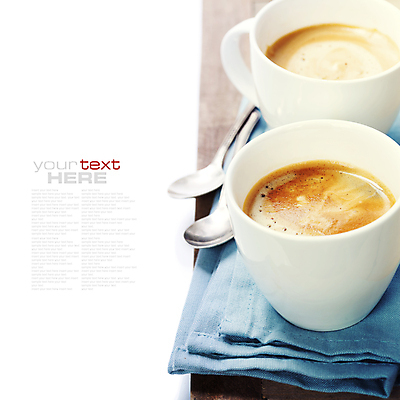 포토 JPG 해외이미지 스튜디오촬영 커피 실내 사람없음 커피잔 티스푼 냅킨 라떼 해외202004 해외포토 음료 잔 내부 숟가락 파일형식