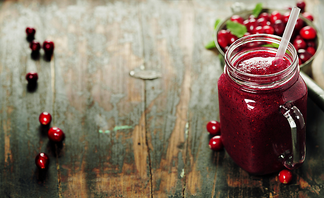 포토 JPG 해외이미지 음료 잔 실내 사람없음 나무바닥 베리스무디 스무디 크랜베리 해외202004 해외포토 식기 열매 바닥 내부 파일형식