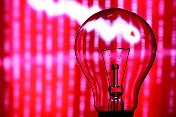 포토 JPG 해외이미지 모양 디자인 별 선 백그라운드 컨셉 크리스마스 전구 상상 유리 불 추상 휴가 새로움 나선형 창조 사람없음 장식 빨간색 초록색 빛 파티 금속 검은색 힘 침묵 장비 에너지 흰색 램프 황금 야간 연도 오브젝트 싱글 철사 빛망울 발견 혁명 고립 광 발명 텅스텐 해외202004 해외202105 해외포토 자연요소 기념일 컬러 무늬 재질 조명 이벤트 소리 원소 파일형식