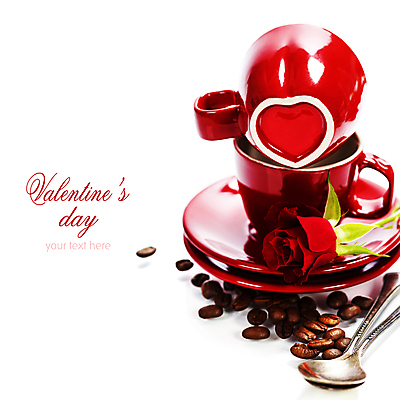 포토 JPG 해외이미지 실내 발렌타인데이 사랑 사람없음 쌓기 숟가락 원두 커피잔 컵받침 오브젝트 흰배경 해외202004 해외포토 감정 커피 백그라운드 모션 데이이벤트 잔 수저 내부 흰색 받침대 파일형식
