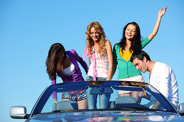 포토 JPG 해외이미지 백인 학생 라이프스타일 커플 여자 남자 행복 여행 백그라운드 2 자동차 자연 유리 하늘 모바일 휴가 함께함 관리 미소 사람 소년 여러명 성인 야외 여름 파란색 친구 청춘 우정 기쁨 자유 흰색 춤 오픈카 스타일 해외202004 해외202105 해외포토 서양인 계절 감정 어린이 육상교통 컬러 다수 컨셉 관계 승용차 재질 문화예술 표정 생활 생태계 파일형식