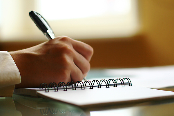 포토 JPG 해외이미지 직업 학생 손 종이 백그라운드 돈 비즈니스 손가락 회의 사람 사람없음 학습 사무실 연필 펜 가리킴 작업 비즈니스맨 발표 그룹 작업실 메시지 기자 계획 대표 강의 스케치 종업원 스마트 면접 패드 세미나 업그레이드 주목 지능 해외202004 해외202105 해외포토 교육 남자 컨셉 학용품 미술 손짓 신체부위 필기구 직장인 재산 파일형식