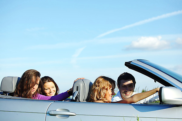 포토 JPG 해외이미지 백인 학생 라이프스타일 커플 여자 남자 행복 여행 백그라운드 2 자동차 자연 유리 하늘 모바일 휴가 함께함 관리 미소 사람 소년 여러명 성인 야외 여름 파란색 친구 청춘 우정 기쁨 자유 흰색 춤 오픈카 스타일 해외202004 해외202105 해외포토 서양인 계절 감정 어린이 육상교통 컬러 다수 컨셉 관계 승용차 재질 문화예술 표정 생활 생태계 파일형식