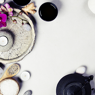 포토 JPG 해외이미지 실내 사람없음 하이앵글 사발 찻주전자 흰배경 스파용품 향초 아로마테라피 나무숟가락 찻잎 스톤 나무쟁반 난초꽃 입욕소금 해외202004 해외포토 꽃 뷰포인트 백그라운드 초 주전자 쟁반 내부 목재 차_음료 숟가락 스파 흰색 미용용품 난초 사기그릇 오브젝트 소금 테라피 파일형식