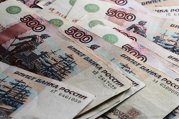 포토 JPG 해외이미지 종이 백그라운드 지폐 돈 비즈니스 사람없음 금융 쪽지 힘 재산 도박 구매 주식 상패 오픈카 투자 러시아 5 손질 뭉치 찌르기 대출 구독 러시아인 루블 모스크바 세금 쉬운 이슈 자금 환불 해외202004 해외202105 해외포토 서양인 유럽 모션 승용차 경제 쇼핑 숫자 상_우승 파일형식