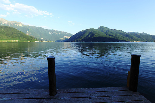 포토 JPG 해외이미지 나무 구름 공원 유럽 호수 여행 자연 하늘 휴가 휴식 산 파노라마 풍경 사람없음 야외 초록색 물 여름 파란색 도시풍경 햇빛 반사 마을 이탈리아 산책로 도시 만 스위스 언덕 만족 알프스 타운 몬테카를로 해외202004 해외202105 해외포토 자연요소 식물 계절 공공시설 감정 나라 길 컬러 컨셉 촬영기법 태양 생태계 모나코 파일형식