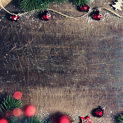 포토 JPG 해외이미지 잎 크리스마스장식 크리스마스 크리스마스용품 실내 사람없음 나무바닥 노끈 트리모양 오너먼트 카피스페이스 크리스마스배경 해외202004 해외포토 모양 식물 기념일 줄 백그라운드 바닥 내부 크리스마스트리 공백 용품 파일형식