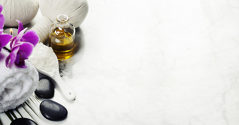 포토 JPG 해외이미지 실내 사람없음 수건 숟가락 흰배경 스파용품 아로마테라피 스톤 난초꽃 허브볼 카피스페이스 아로마오일 입욕소금 해외202004 해외포토 꽃 백그라운드 수저 내부 위생용품 스파 공백 흰색 미용용품 난초 오일_화장품 오브젝트 소금 테라피 파일형식