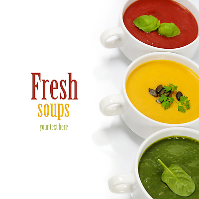 포토 JPG 해외이미지 그릇 실내 종류 타이포그라피 사람없음 수프 흰배경 일렬 시금치 야채수프 카피스페이스 해외202004 해외포토 문자 식기 백그라운드 채소 내부 공백 흰색 파일형식