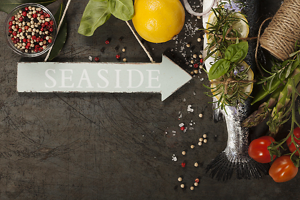 포토 JPG 해외이미지 그릇 화살표 방울토마토 실내 어류 사람없음 하이앵글 표지판 묶기 레몬 해산물 아스파라거스 소금 후추 바질 노끈 로즈메리 무지개송어 카피스페이스 해외202004 해외포토 식기 줄 뷰포인트 토마토 채소 과일 모션 알림판 내부 수중동물 공백 허브 향신료 송어 파일형식