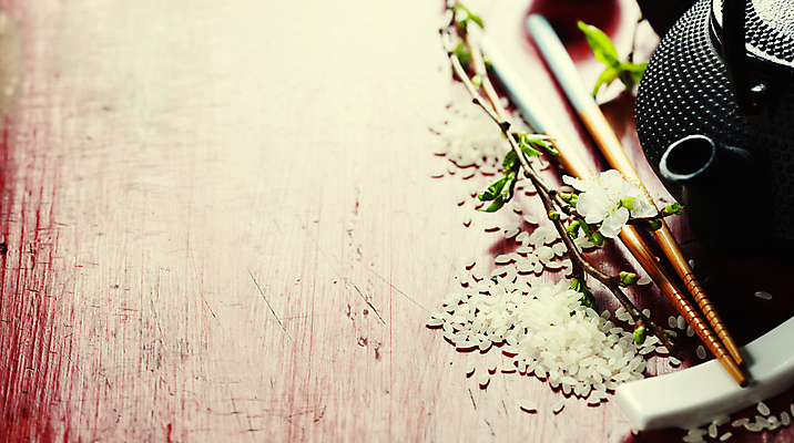 포토 JPG 해외이미지 스튜디오촬영 젓가락 실내 사람없음 쌀 찻주전자 해외202004 해외포토 주전자 곡류 수저 내부 파일형식