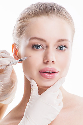 포토 JPG 해외이미지 여자 얼굴 장갑 백그라운드 주사기 한명 치료 뷰티 약 화장품 환자 흰색 바늘 주름 플라스틱 미용사 피부 피부관리 주사약 외과 테라피 순서 고립 단백질 돌봄 리프팅 바이오 신맛 완벽 이마 노화 해외202004 해외202105 해외포토 직업 1 잡화 컬러 컨셉 의학 의료기기 모션 재질 병원 사람 신체부위 도구 맛 영양소 파일형식