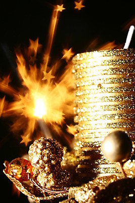 포토 JPG 해외이미지 디자인 계절 별 백그라운드 컨셉 크리스마스 겨울 오렌지 공 추상 휴가 불꽃 새로움 기념 따뜻함 사람없음 장식 빨간색 초록색 파란색 빛 컬러풀 반사 노란색 파티 축제 낭만 축하 도시 점 원형 황금 닫기 야간 연도 질감 디스코 블러 해외202004 해외202105 해외포토 자연요소 도형 기념일 음악 컬러 무늬 과일 모션 불 이벤트 춤 파일형식