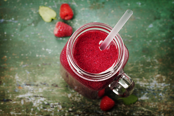 포토 JPG 해외이미지 음료 잔 실내 사람없음 베리스무디 스무디 해외202004 해외포토 식기 내부 파일형식