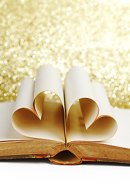 포토 JPG 해외이미지 종이 백그라운드 사랑 사람없음 책 낭만 하트 카피스페이스 해외202004 해외202105 해외포토 모양 감정 컨셉 공백 파일형식