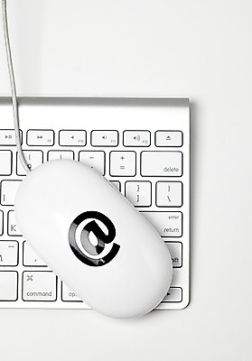 포토 JPG 기호 표시 정보기술 사람없음 노트북 컴퓨터용품 키보드 마우스 오브젝트 골뱅이기호 국내포토 문자 기술 전자제품 파일형식