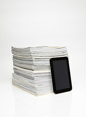 포토 JPG 정보기술 사람없음 책 컴퓨터용품 기댐 잡지 오브젝트 세운 정보기기 국내포토 모션 기술 간행물 기계 파일형식