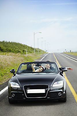 포토 JPG 주간 구름 커플 여자 남자 행복 도로 길 신부 육상교통 교통수단 여행 웨딩드레스 신랑 결혼 가로등 자동차 하늘 팔벌리기 한국 사랑 미소 웃음 사람 동양인 정장 턱시도 상반신 20대 성인 야외 두명 관광지 제주도 기댐 드라이브 운전 한국인 자유 신혼여행 오픈카 웨딩카 주행 청년만 성인만 국내포토 자연요소 드레스 옷 공공시설 감정 아시아 교통 컨셉 관계 교통시설 모션 승용차 표정 인종 이벤트 청년 파일형식