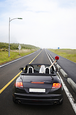 포토 JPG 주간 구름 커플 여자 남자 행복 도로 길 신부 육상교통 교통수단 부케 여행 웨딩드레스 신랑 결혼 가로등 자동차 하늘 한국 사랑 사람 동양인 정장 턱시도 상반신 20대 성인 야외 두명 뒷모습 관광지 제주도 드라이브 운전 한국인 신혼여행 오픈카 웨딩카 주행 청년만 성인만 국내포토 자연요소 드레스 옷 공공시설 감정 아시아 뷰포인트 꽃다발 교통 관계 교통시설 모션 승용차 인종 이벤트 청년 파일형식