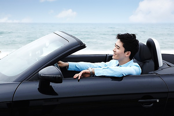 포토 JPG 주간 구름 남자 여유 육상교통 교통수단 바다 여행 이동 자동차 하늘 휴가 휴식 한국 한명 미소 웃음 사람 앉기 동양인 상반신 20대 성인 해변 야외 관광지 제주도 운전 한국인 오픈카 남자만 남자한명만 성인남자만 청년만 청년남자만 청년남자한명만 성인한명만 성인남자한명만 성인만 국내포토 자연요소 1 감정 아시아 교통 컨셉 모션 승용차 표정 인종 청년 파일형식