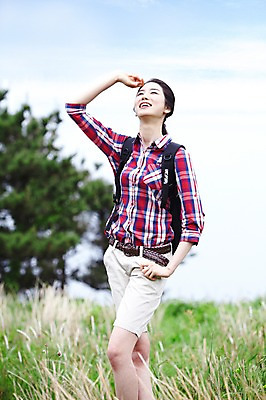 포토 JPG 주간 전신 구름 여자 행복 스포츠 여행 포즈 배낭 자연 하늘 레저 휴가 산 한국 건강 한명 서기 미소 웃음 사람 동양인 20대 성인 취미 야외 레포츠 관광지 운동 제주도 등산 트래킹 한국인 즐거움 배낭여행 상쾌 커플티 여자만 여자한명만 성인여자만 청년만 청년여자만 성인한명만 청년여자한명만 성인여자한명만 성인만 국내포토 자연요소 1 감정 아시아 가방 모션 표정 인종 청년 생태계 커플룩 파일형식