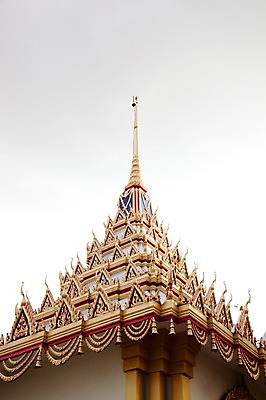 포토 JPG 주간 구름 해외기획촬영 해외풍경 해외 건축물 건축 아시아 종교 문화 2010년태국 불교 건축양식 종교건축 태국 종교시설 하늘 풍경 사람없음 야외 건물 동남아시아 동양건축 사찰 흐림 태국건축 국내포토 자연요소 나라 날씨 시설 파일형식 동양
