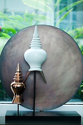 포토 JPG 주간 식물 해외기획촬영 해외 아시아 문화 2010년태국 불교 태국 실내 사람없음 아웃포커스 장식 조형물 동남아시아 종교문화 국내포토 자연요소 나라 종교 촬영기법 미술 내부 파일형식