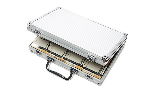 포토 JPG 스튜디오촬영 지폐 돈 가방 실내 누끼 사람없음 금융 경제 원화 오만원 돈가방 국내포토 잡화 내부 재산 파일형식