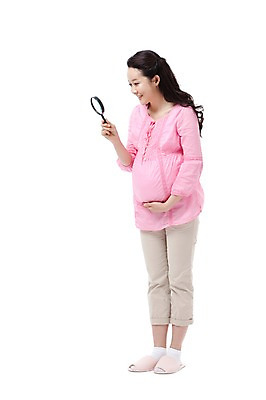 포토 JPG 스튜디오촬영 전신 라이프스타일 응시 여자 행복 포즈 돋보기 실내 실내화 한명 서기 미소 웃음 들기 누끼 사람 동양인 성인 라이프 캐주얼 30대 임산부 임신 기쁨 한국인 관찰 출산 보호 즐거움 여자만 여자한명만 성인여자만 성인한명만 성인여자한명만 장년만 장년여자만 장년여자한명만 성인만 국내포토 1 시선 옷 감정 신발 컨셉 모션 표정 인종 내부 생활 장년 파일형식