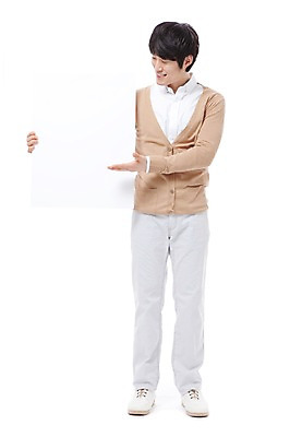 포토 JPG 스튜디오촬영 전신 라이프스타일 배너 응시 남자 행복 포즈 안내 사각프레임 광고판 알림판 실내 사랑 한명 서기 미소 웃음 들기 누끼 사람 동양인 손짓 성인 라이프 30대 화목 기쁨 한국인 가리킴 알림 즐거움 공지사항 남자만 남자한명만 성인남자만 성인한명만 성인남자한명만 장년만 장년남자만 장년남자한명만 성인만 소식_알림 국내포토 1 시선 감정 컨셉 모션 프레임 표정 인종 내부 생활 장년 사각형 판 파일형식