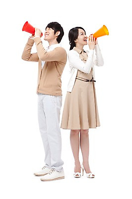 포토 JPG 스튜디오촬영 전신 라이프스타일 부부 커플 응시 여자 남자 행복 포즈 신혼부부 응원 안내 실내 말하기 사랑 서기 미소 웃음 들기 누끼 사람 동양인 성인 두명 라이프 캐주얼 30대 확성기 기쁨 한국인 응원용품 메시지 알림 즐거움 장년만 성인만 소식_알림 국내포토 시선 옷 감정 컨셉 관계 모션 표정 인종 내부 생활 장년 오브젝트 신혼 파일형식