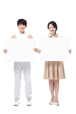 포토 JPG 스튜디오촬영 전신 라이프스타일 배너 부부 커플 여자 남자 행복 포즈 신혼부부 남편 안내 사각프레임 광고판 알림판 실내 사랑 서기 미소 웃음 들기 누끼 사람 동양인 성인 두명 라이프 앞모습 30대 화목 기쁨 한국인 아내 알림 즐거움 공지사항 장년만 성인만 소식_알림 국내포토 감정 뷰포인트 컨셉 관계 모션 프레임 표정 인종 내부 생활 장년 사각형 신혼 판 파일형식